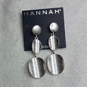 Hannah Essentials Metallic Silver Oval Dangle Earrings